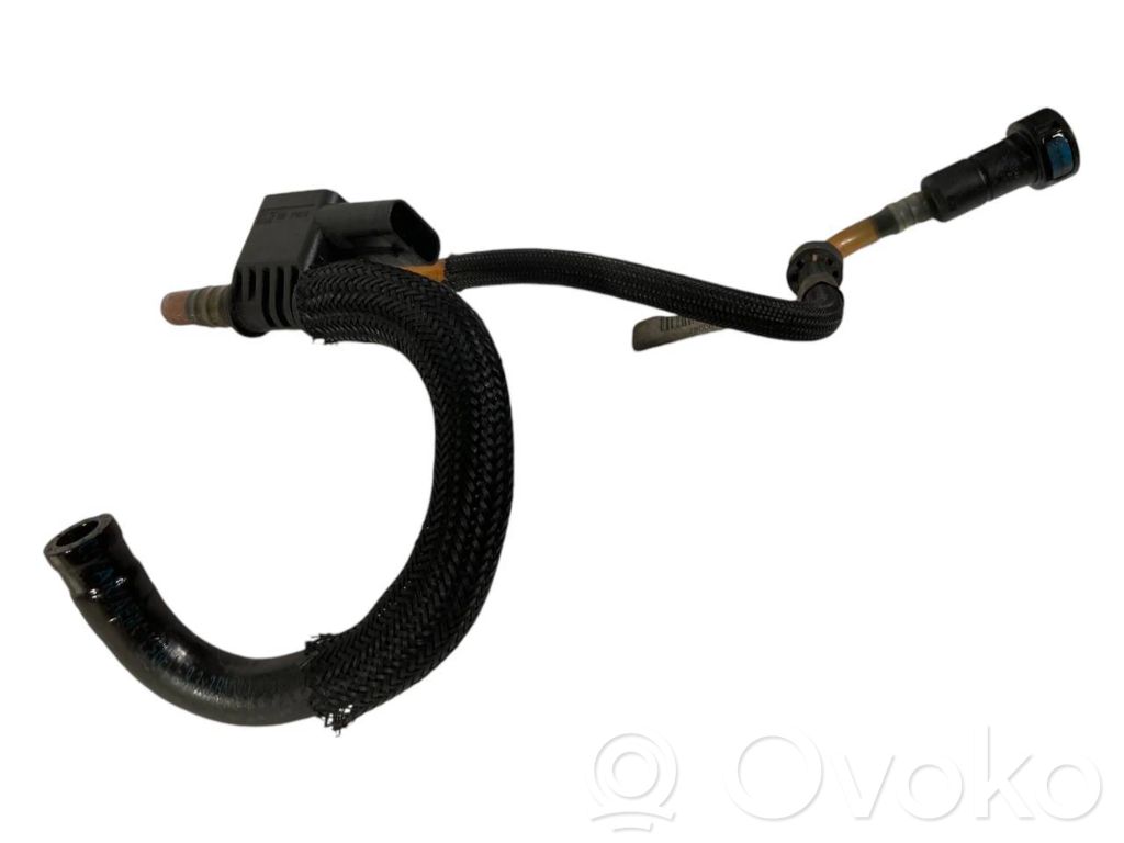 Degvielas caurulīte (-es)