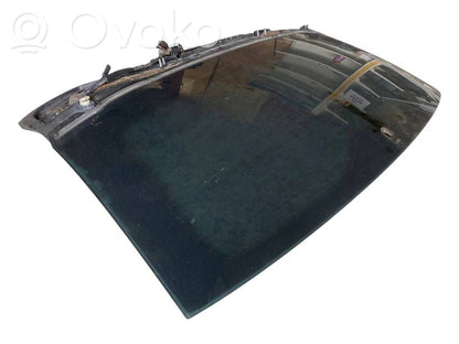 Aizmugurējais stikls