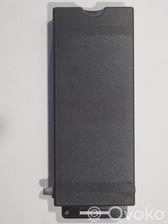 Tālruņa vadības bloks