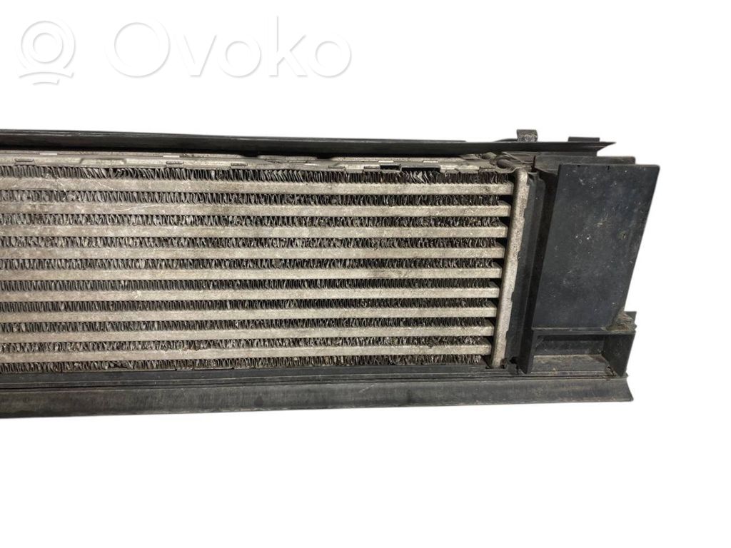 Starpdzesētāja radiators
