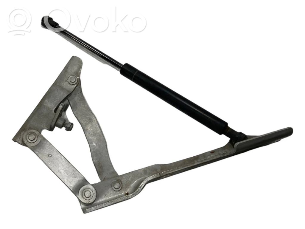 Engine hood damper
