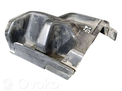 Aizmugurējā bufera montāžas kronšteins