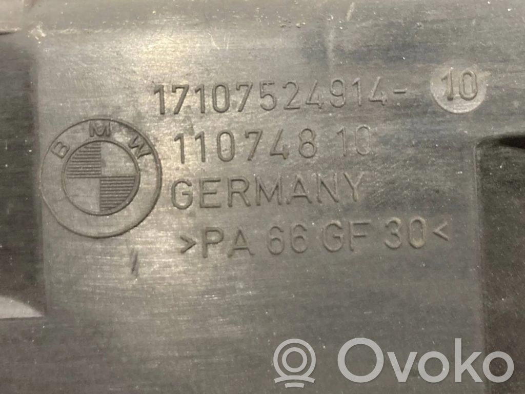 Radiator(s) holder/bracket