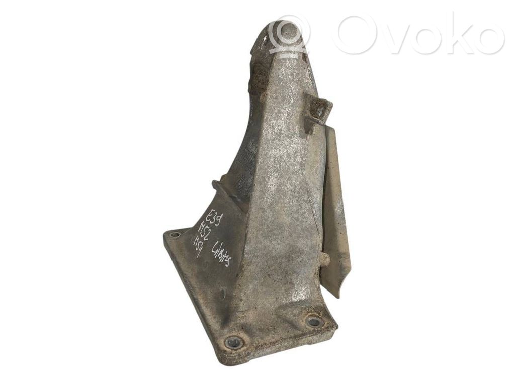 Dzinēja nostiprināšanas stiprinājums-kronšteins