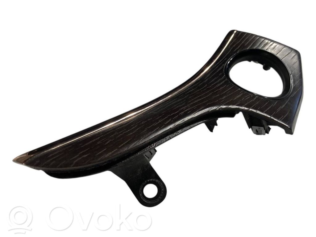 Salona dekoratīvās apdares komplekts