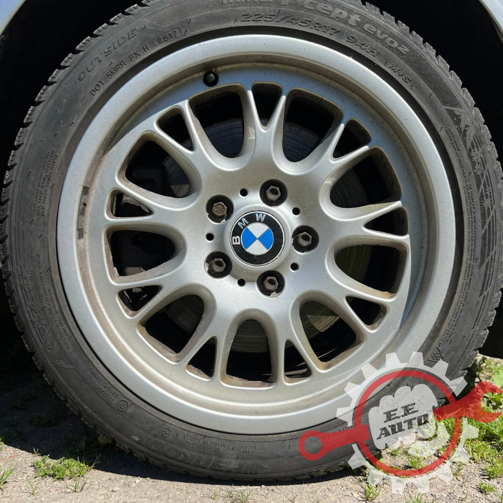BMW 330i E46 2000 - atsarginės dalys 