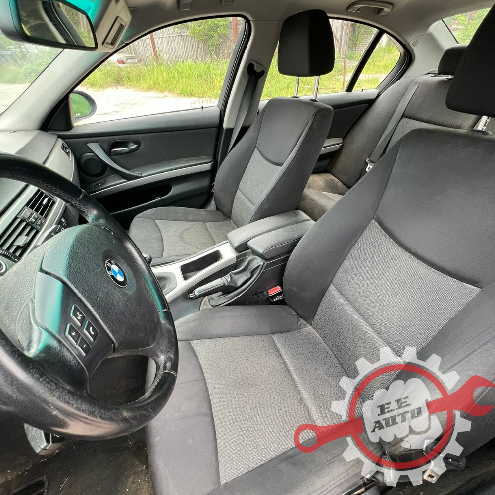 BMW 320i E90 2006 - atsarginės dalys 