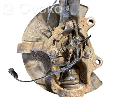 Priekšējā riteņa rumbas vārpstas šarnīrs (stupica, capfa)