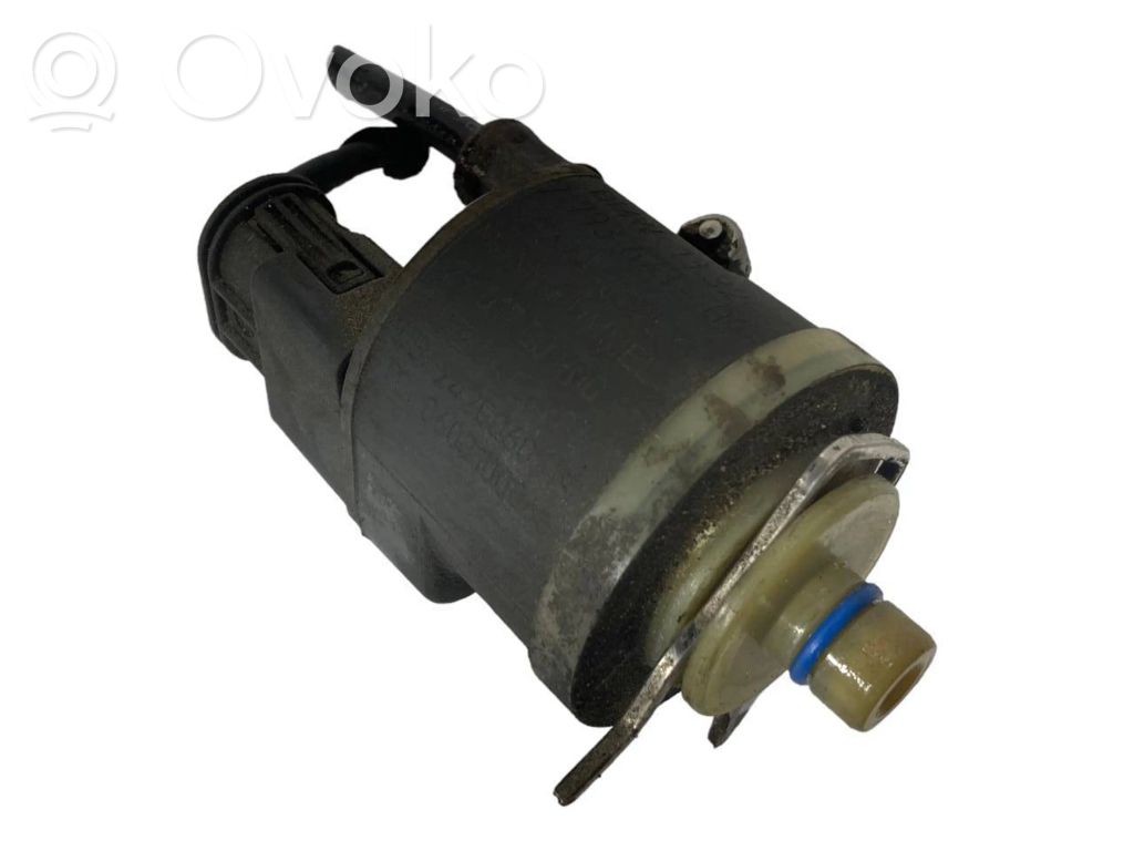 Degvielas filtra sildītājs