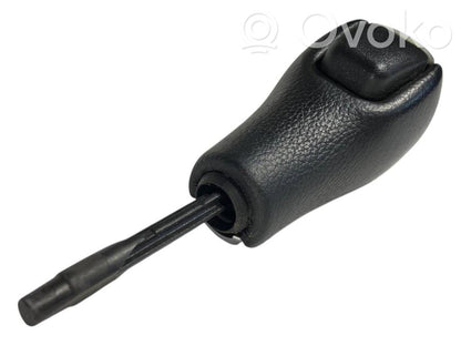 Ātrumu pārslēgšanas sviras dekoratīvā apdare (āda, uzgalis)