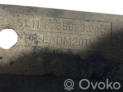 Apakšējais režģis (trīsdaļīgs)