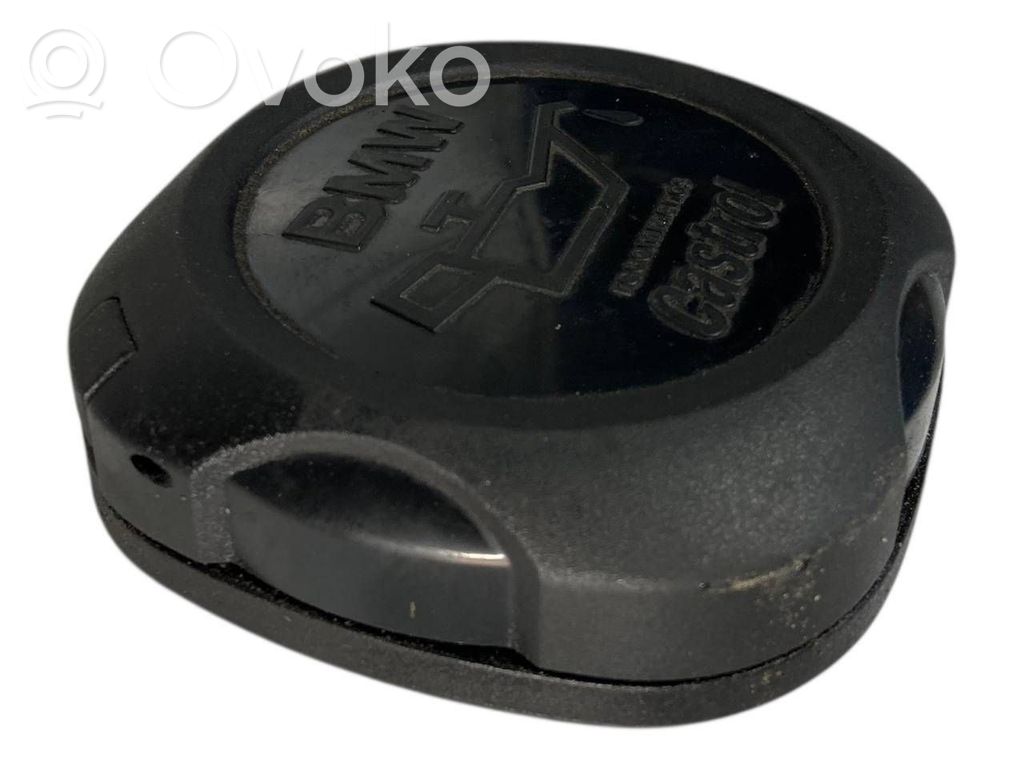 Eļļas uzpildes atveres vāciņš