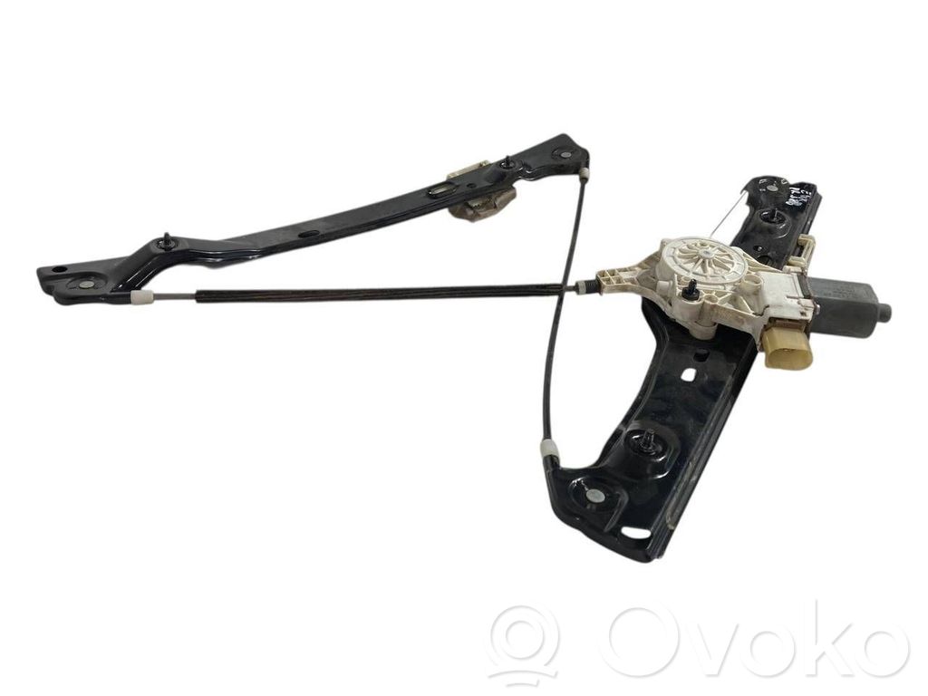 Priekšpusē elektriskā loga pacelšanas mehānisma komplekts