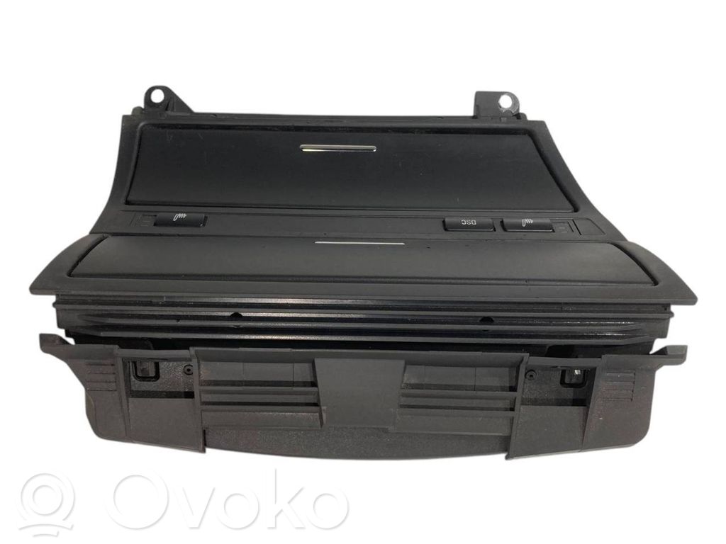 Pelnutrauks (priekšā)