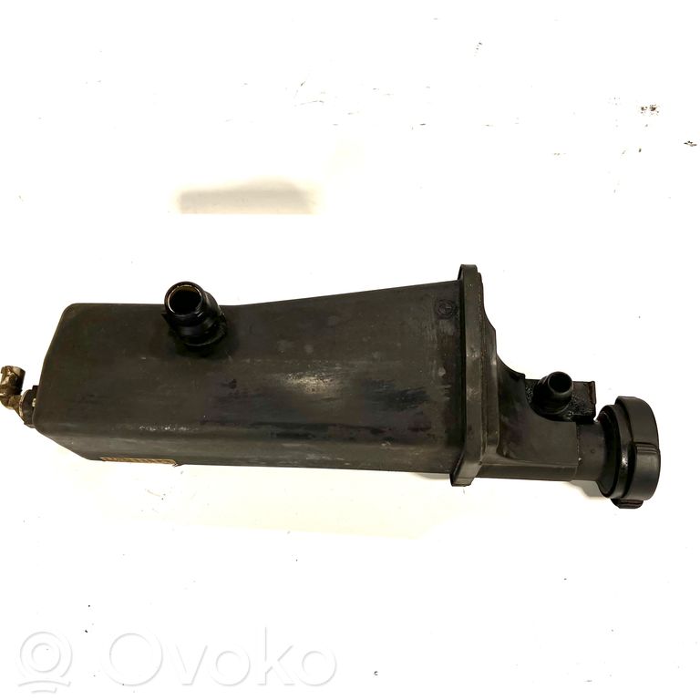 Coolant expansion tank