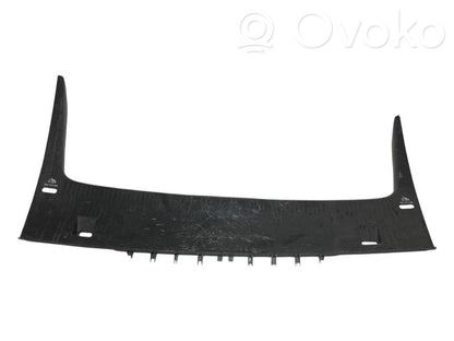 Bagāžnieka sliekšņa dekoratīvā apdare