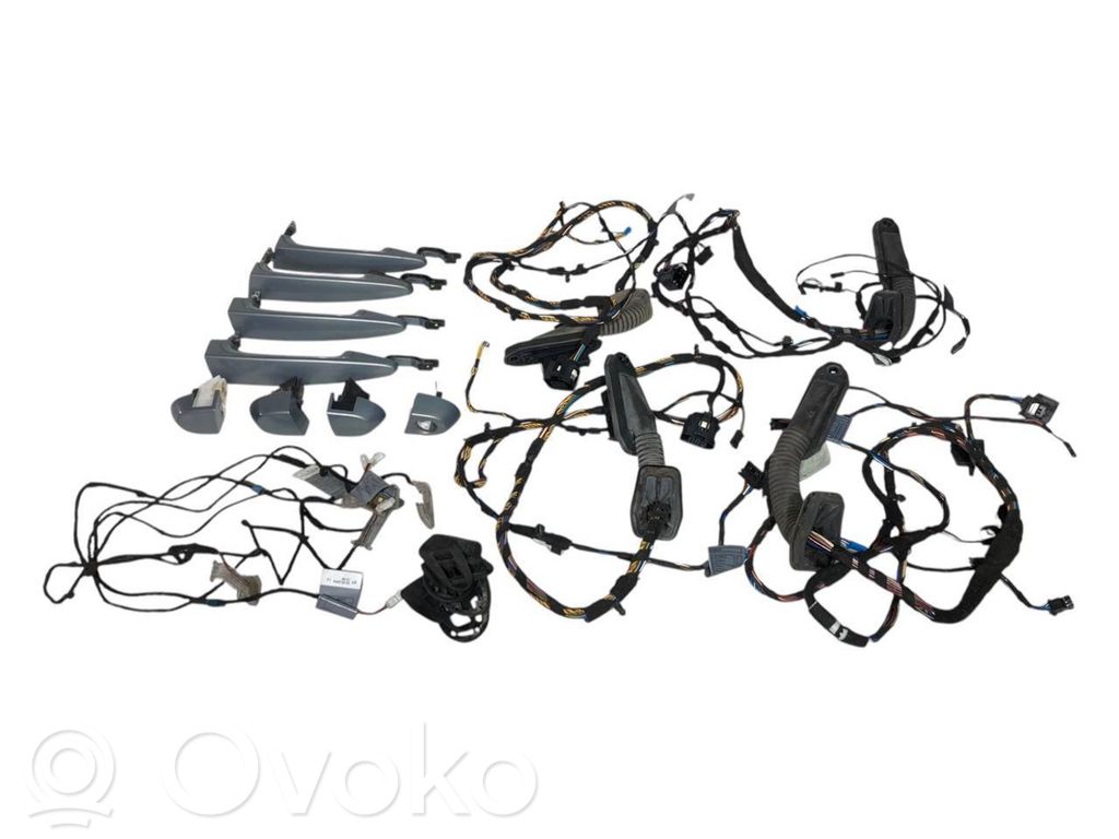 External opening handle