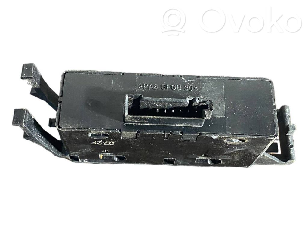 Power window switch