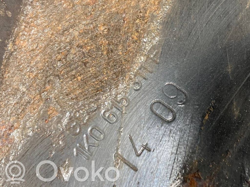 Priekšējā riteņa rumbas vārpstas šarnīrs (stupica, capfa)