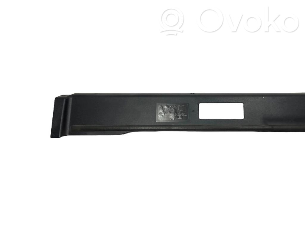 Trunk sill trim