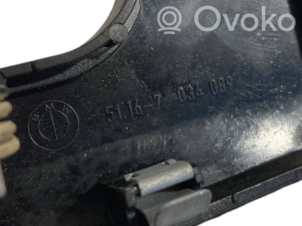 Ātrumu pārslēgšanas sviras dekoratīvā apdare (plastmasas)