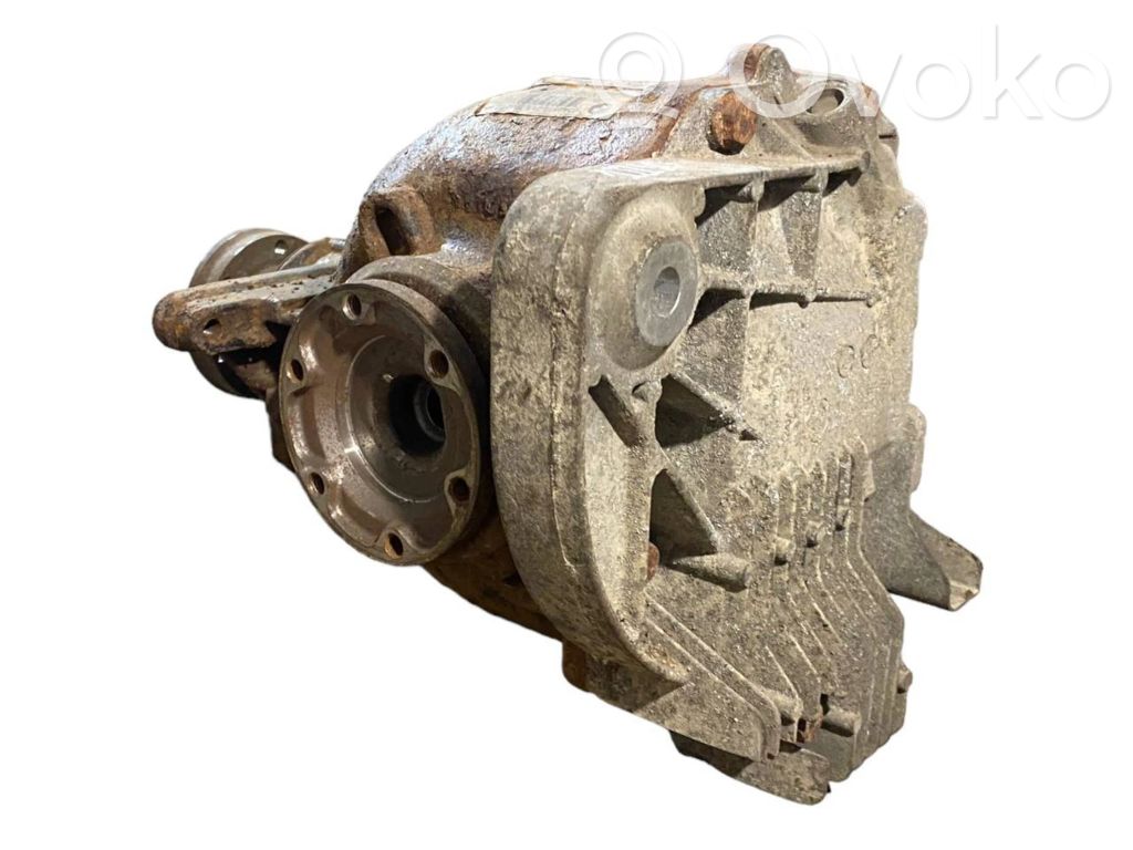 Aizmugurējais reduktors