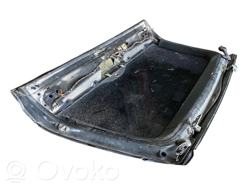 Aizmugurējais pārsegs (bagāžnieks)