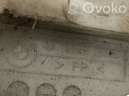 Priekšpusē bampera turētājs