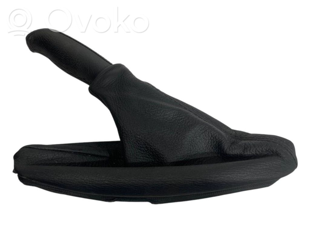 Rokas bremzes dekoratīvā apdare