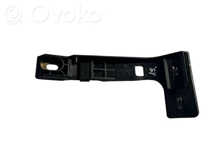 Akseleratora pedāļa turētājs