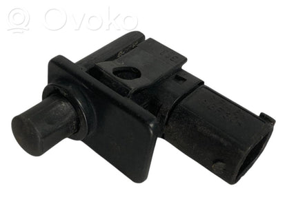 Bonnet opening/closing sensor