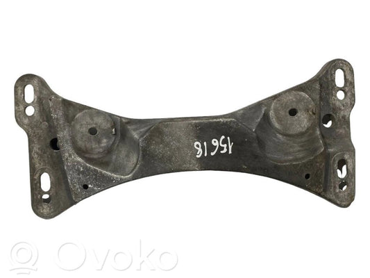 Transmission mounting bracket