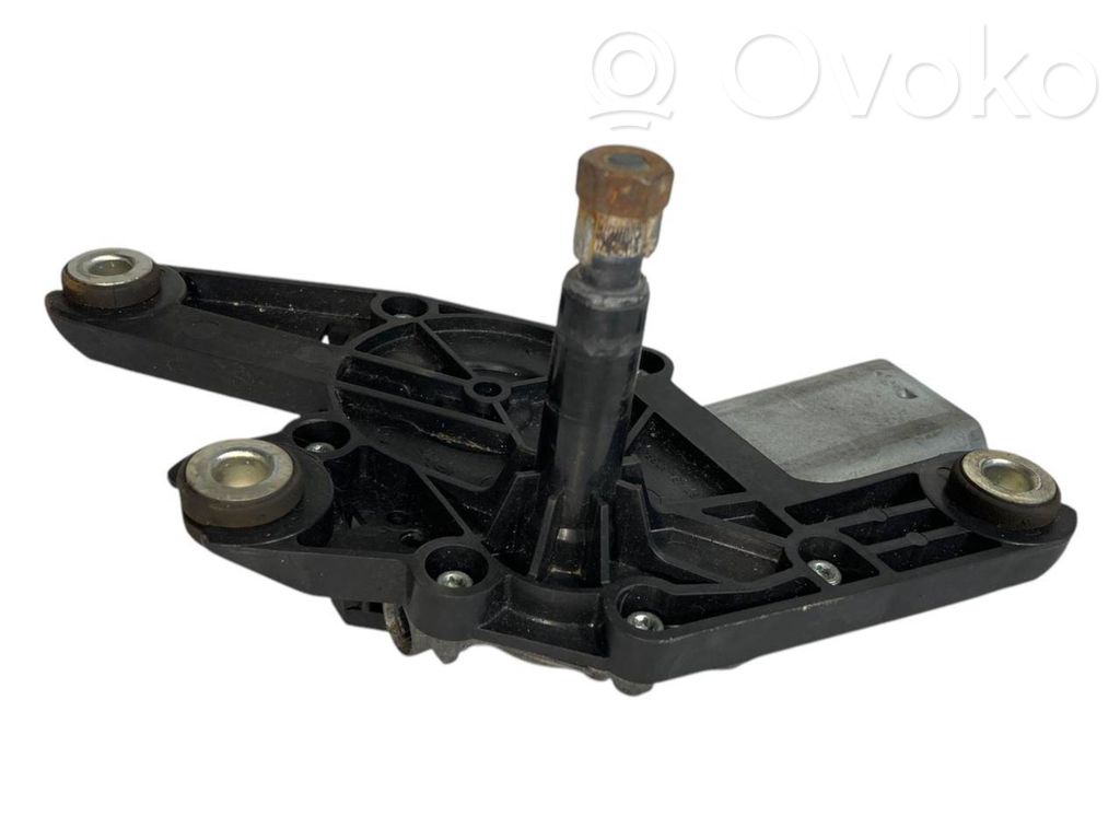 Мотор стеклоочистителя заднего стекла