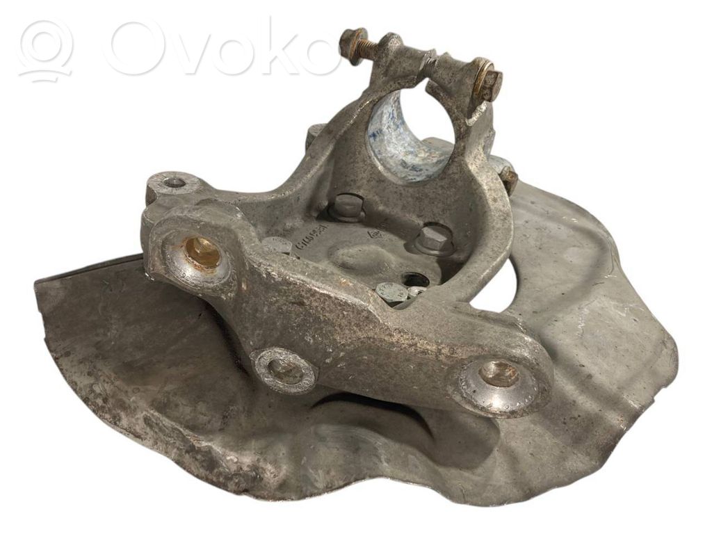 Priekšējā riteņa rumbas vārpstas šarnīrs (stupica, capfa)