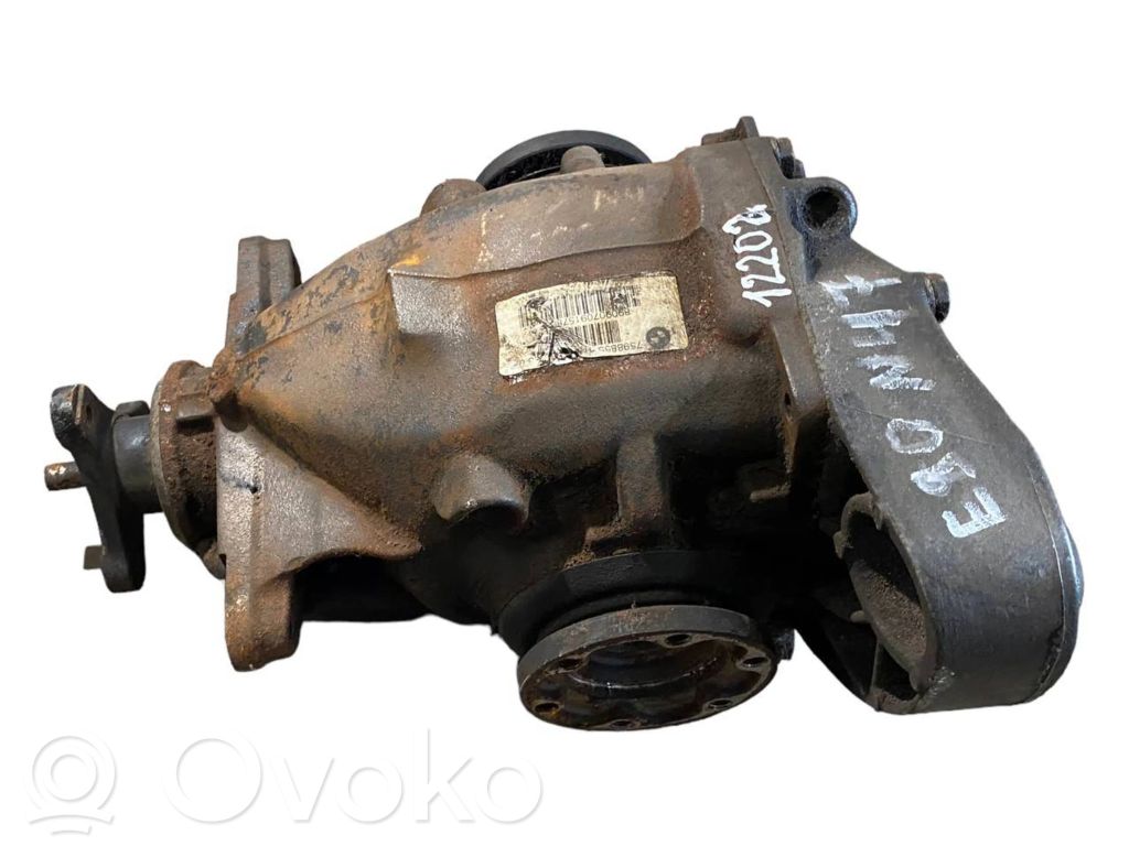 Aizmugurējais reduktors