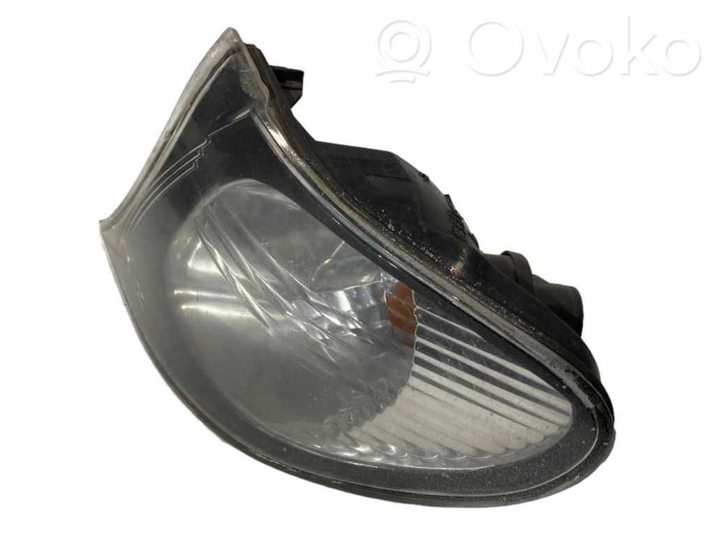 Priekšējais pagrieziena lukturis