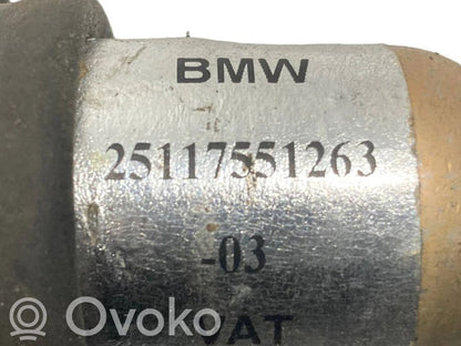 Switching mechanism (sliding mechanism)