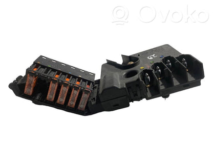 Fuse block