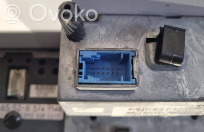 Radio / CD/DVD atskaņotājs / navigācija