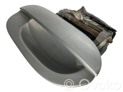 External opening handle