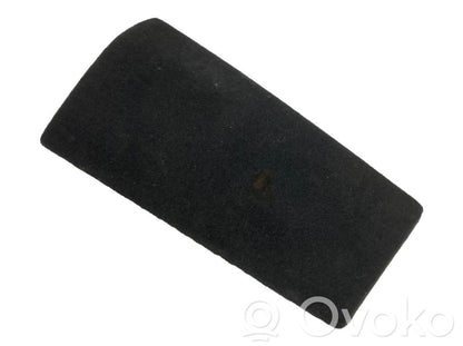 Side decorative trim panel