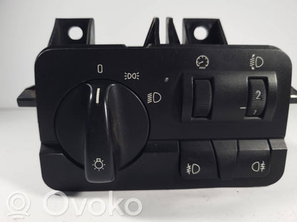 Headlight switch