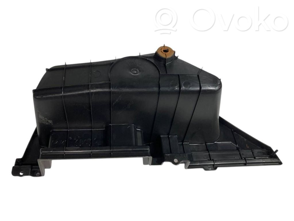 Mantu nodalījums stumbrs