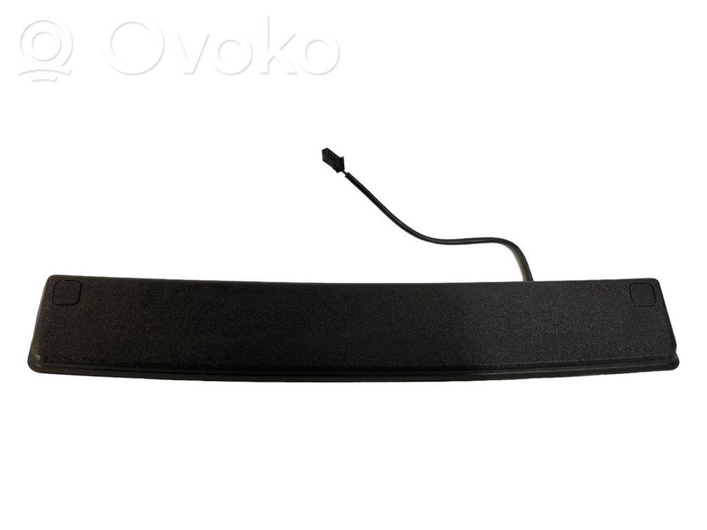 Additional brake light