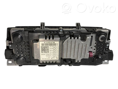 Ekrāns / displejs / mazais ekrāns