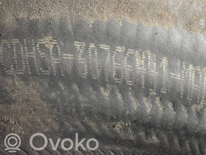 Interkūlera šļūtene (-es) / caurule (-es)