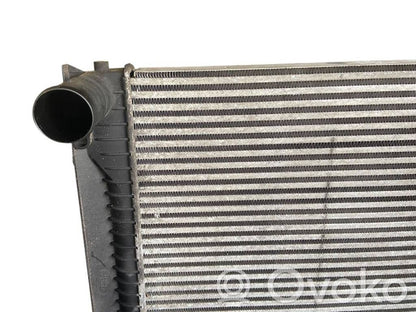 Starpdzesētāja radiators