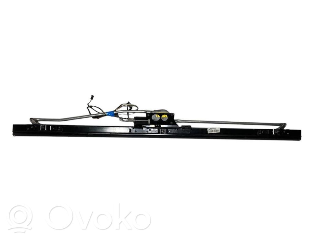 Electric rear window curtain