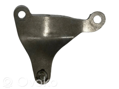 Izpūtēja turētājs