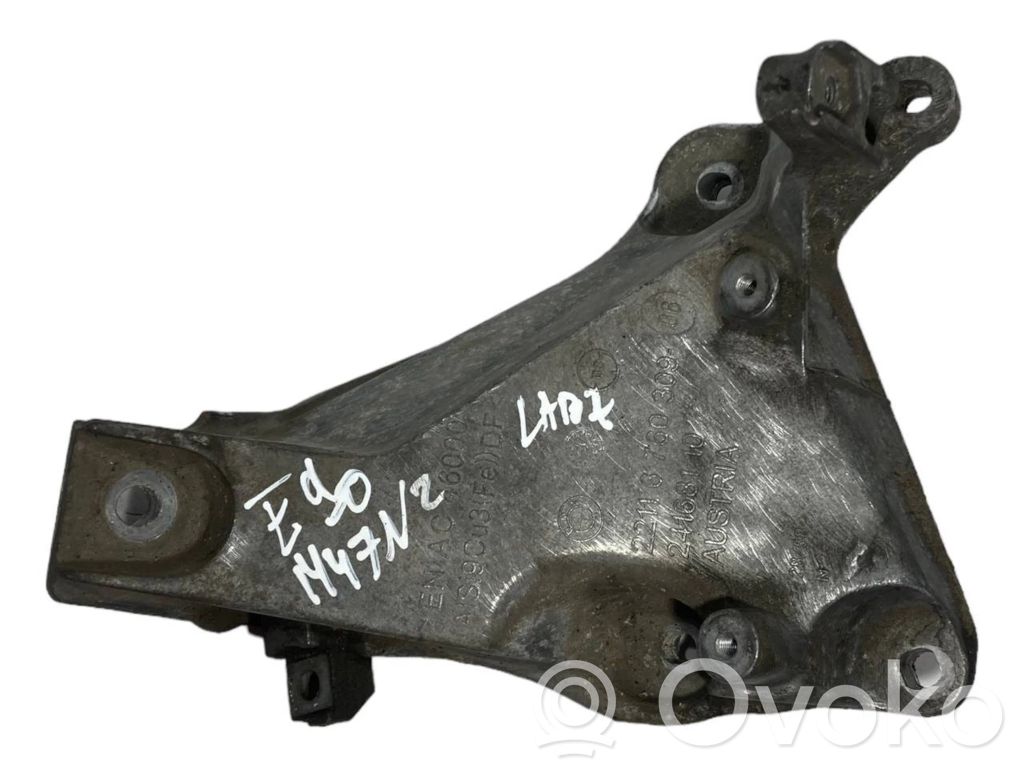 Dzinēja nostiprināšanas stiprinājums-kronšteins